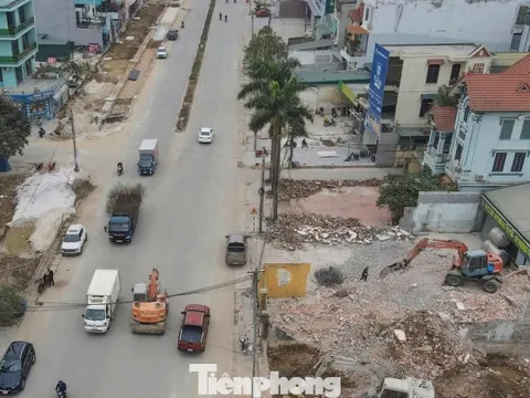 Hàng trăm nhà kiên cố bị tháo dỡ cho dự án mở rộng đại lộ hơn 1.000 tỷ đồng