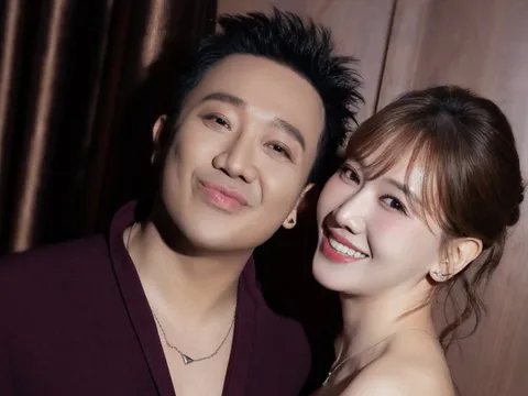 Trấn Thành bị Hari Won 'đánh yêu' khi lấp lửng nói một điều trong ngày sinh nhật