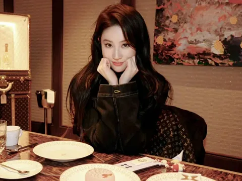 Nhan sắc đời thường của Lưu Diệc Phi ở tuổi U40