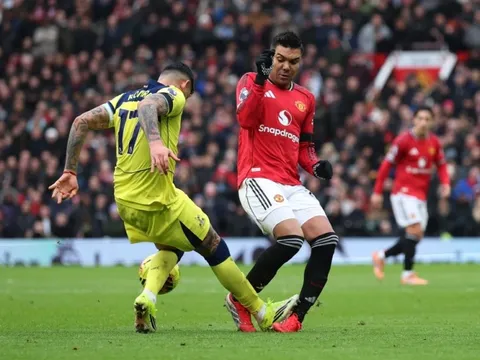 Pha phạm lỗi rợn người của Romero với Casemiro