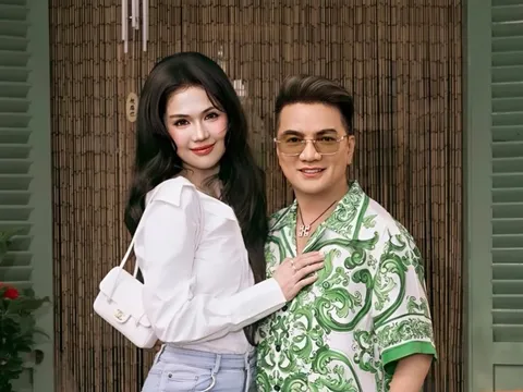 Khoảnh khắc đặc biệt của Ngọc Trinh và Đàm Vĩnh Hưng