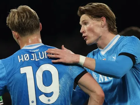 Hojlund và McTominay thăng hoa