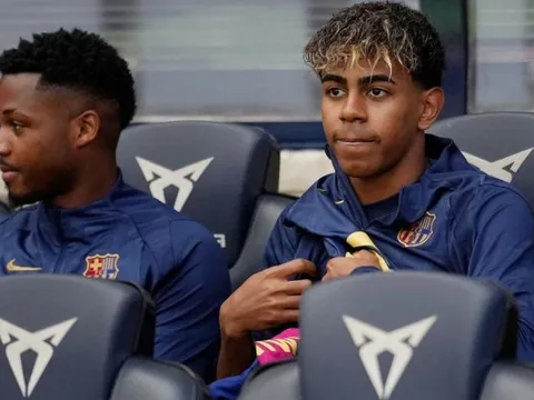 Yamal vướng vào bê bối tấn công tình dục