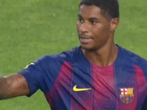 Tương lai của Rashford ở Barca treo lơ lửng