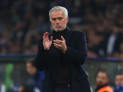 Mourinho sắp dẫn dắt Ronaldo?