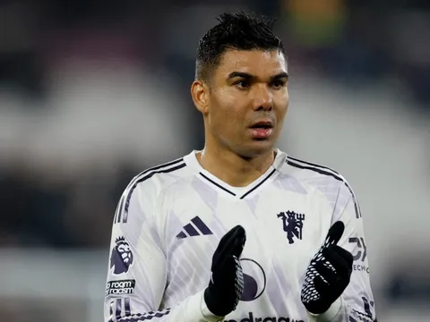 Vì sao bàn thắng của Casemiro bị hủy