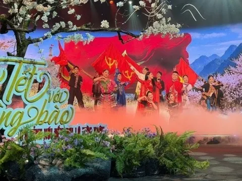 Tết với đồng bào 2026: Từ đỉnh núi đến đại lộ mùa Xuân