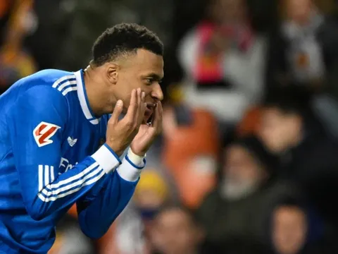 Mbappe viết lại lịch sử Real Madrid