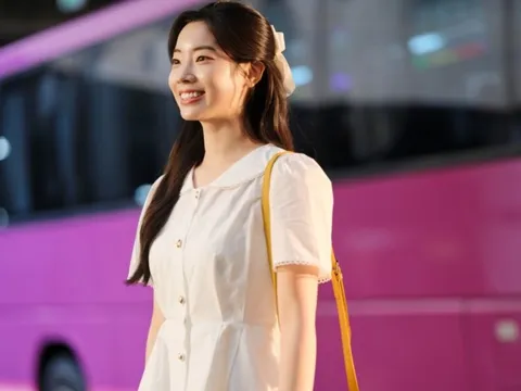 Dahyun (TWICE) gặp chấn thương nghiêm trọng, phải tạm dừng hoạt động