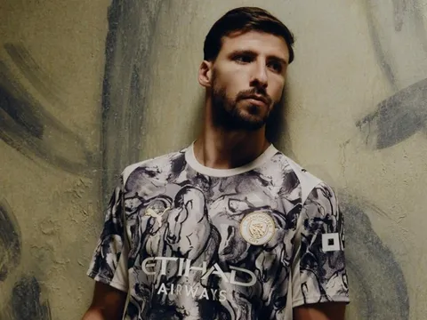 Man City ra mắt mẫu áo đón Tết