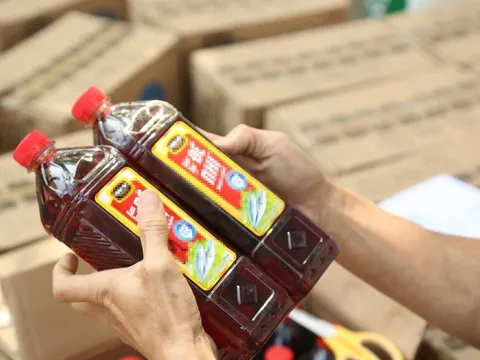 Triệt phá đường dây sản xuất, buôn bán nước mắm, bột nêm, bột ngọt giả