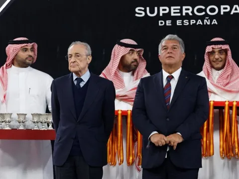 Vì sao Super League sụp đổ?