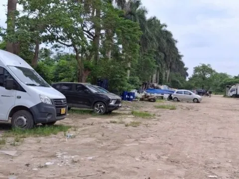 Hà Nội: Một phường có 54 bãi xe trái phép