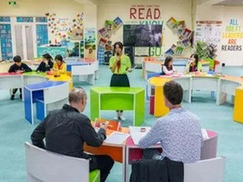 Đưa tiếng Anh thành ngôn ngữ thứ hai: Bài toán lộ trình, hạ tầng và con người