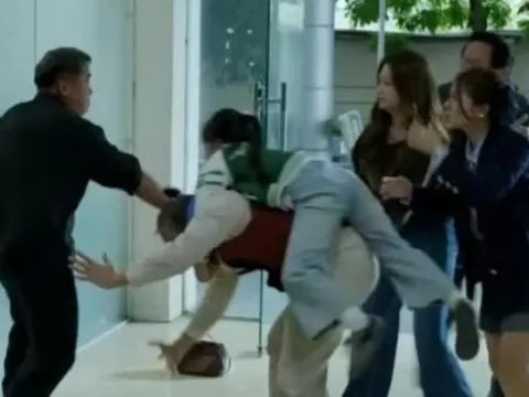 Gia đình trái dấu tập 33: Ông Thăng hỗn chiến với thông gia tương lai