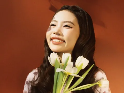 Phương Mỹ Chi hóa 'thiếu nữ ngày xuân', rạng rỡ đón Tết Nguyên đán