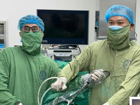 Bệnh viện ‘xé’ quy trình, cứu người phụ nữ vỡ khối chửa ngoài tử cung 0