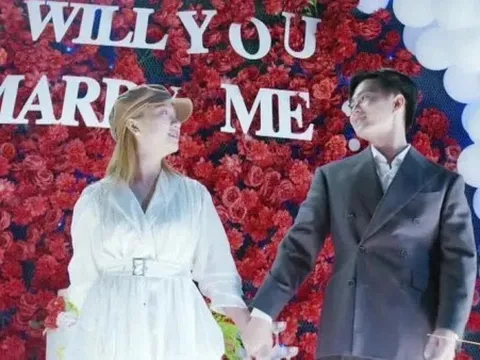 Gia đình trái dấu: Đức - Vân về chung một nhà