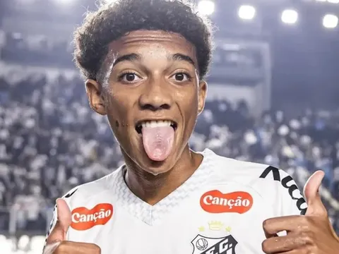 Con trai Robinho trước cơ hội đổi đời