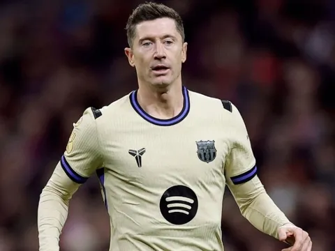 Atletico Madrid đàm phán với Lewandowski