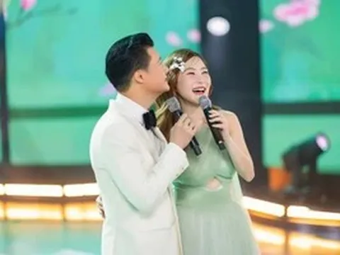 Quang Dũng, Hương Tràm lần đầu hội ngộ Hoa Xuân Ca 2026