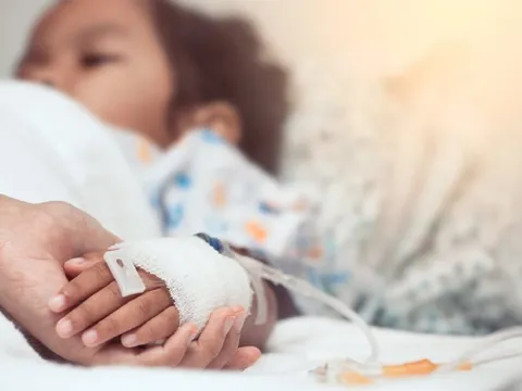 Cẩn trọng với các tai nạn trẻ thường gặp trong dịp Tết 0