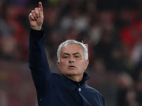 Mourinho lên tiếng về khả năng trở lại dẫn dắt Real
