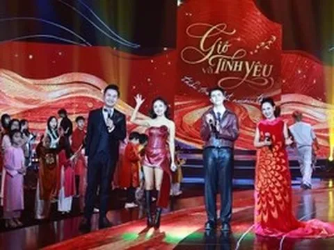 Hà Trần, Văn Mai Hương đong đầy cảm xúc trong đêm nhạc đặc biệt chào Xuân