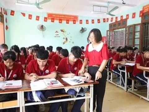 Giáo dục vùng khó đổi mới từ chuyển động trong từng lớp học