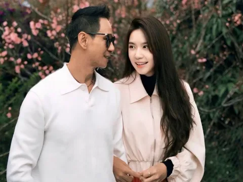 Vợ chồng Lý Hải chính thức lên chức ông bà cố