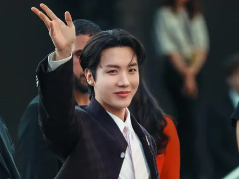 J-Hope (BTS) làm điều đặc biệt nhân dịp sinh nhật