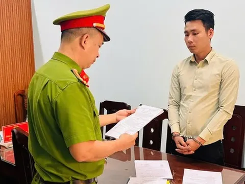 Người đàn ông mất điện thoại, bị rút hết tiền trong tài khoản ngân hàng