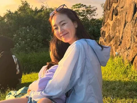 Choi Ji Woo hiếm hoi khoe con gái sau 8 năm lấy chồng kém tuổi