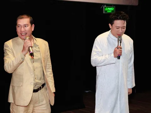 Trấn Thành tặng món quà đặc biệt cho NSƯT Quang Thắng khi đi cinetour Thỏ Ơi!!