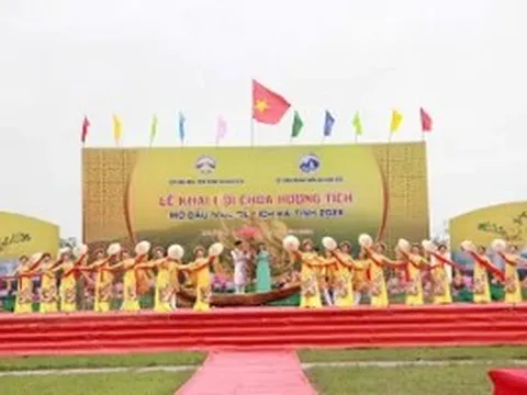 Khai hội Chùa Hương Tích, mở màn năm du lịch Hà Tĩnh 2026