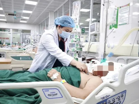 Bữa cơm tất niên nguội lạnh và những bác sĩ không nhớ nổi mùng mấy Tết 0