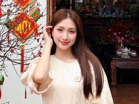 Hòa Minzy đón Tết bên người đặc biệt liên tục 9 năm