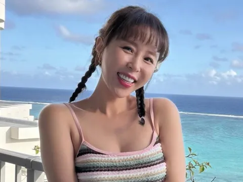 Nữ ca sĩ trúng số độc đắc trước khi lấy chồng kém 7 tuổi, số tiền gây xôn xao