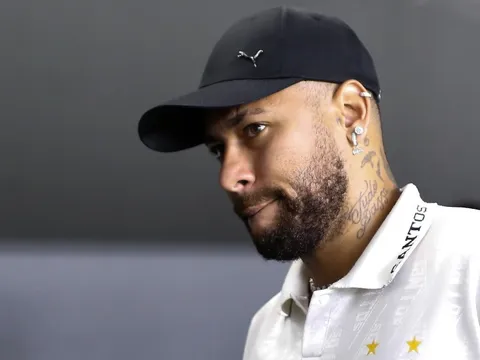 Neymar xuống dốc khó tin