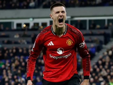 Pha bứt tốc gây sốt của Sesko