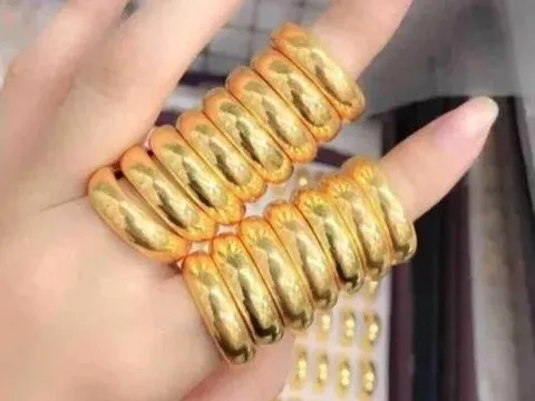 Bộ Công an nói gì về thông tin người dân đeo vàng phải có hóa đơn, chứng từ, nếu không sẽ bị tịch thu?