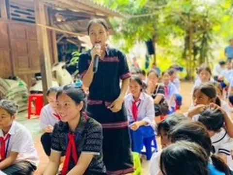 Gia tăng sức mạnh 'tam giác giáo dục'