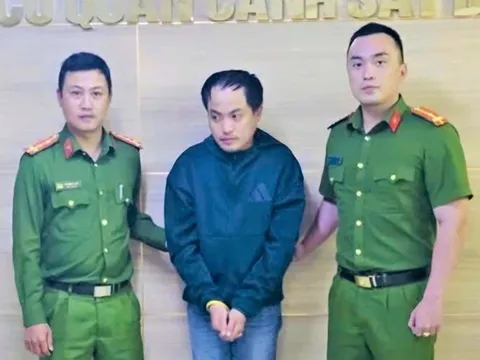 Bắt cựu nhân viên SHB Finance lừa đảo bằng chiêu hỗ trợ vay tín dụng online