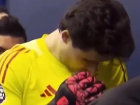 Hành động gây chú ý của Lammens