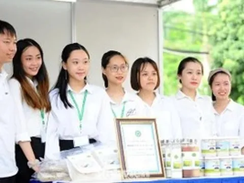 Phê duyệt 'Chương trình Hỗ trợ HSSV khởi nghiệp giai đoạn 2026 - 2035'