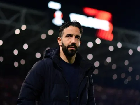 Amorim sắp tái xuất chỉ sau một tháng rời MU