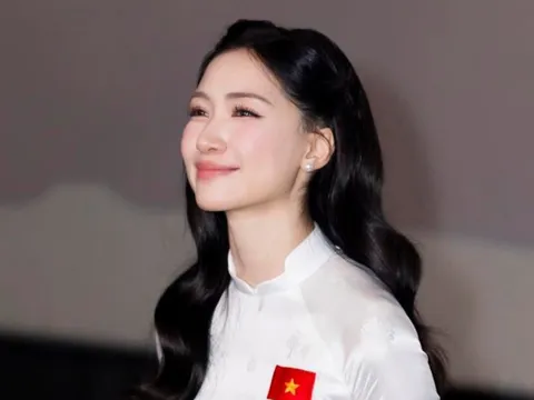 Số tiền 15 tỷ đồng liên quan đến Hòa Minzy sau Tết gây 'dậy sóng'