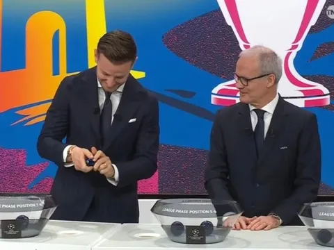 Sự cố ở lễ bốc thăm Champions League