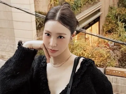 Đã rõ chuyện Tiffany Young (SNSD) cưới chạy bầu