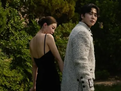 Nữ ca sĩ Shinji chia sẻ bộ ảnh cưới lãng mạn trước thềm hôn lễ